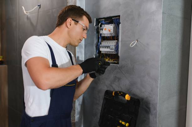 Best Licensed Electrician  in Cranston, RI